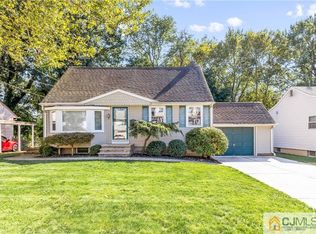 7 Louis St, Parlin, NJ 08859