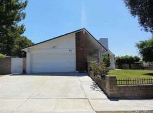 977 Oakdale St, Corona, CA 92878