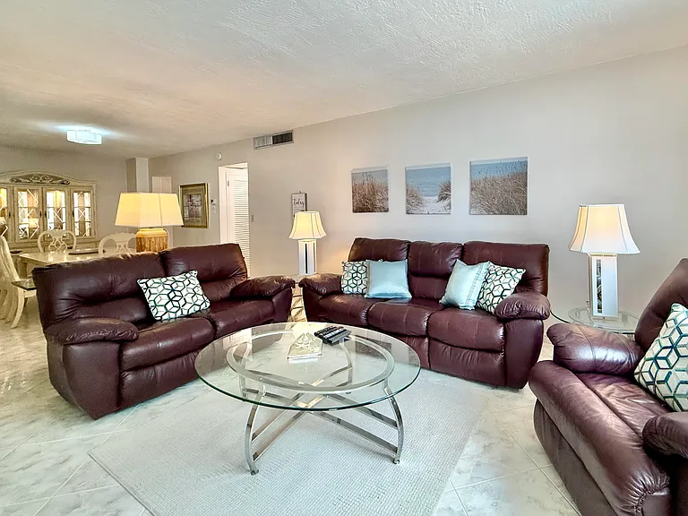 4250 Galt Ocean Dr #14T — Photo 58