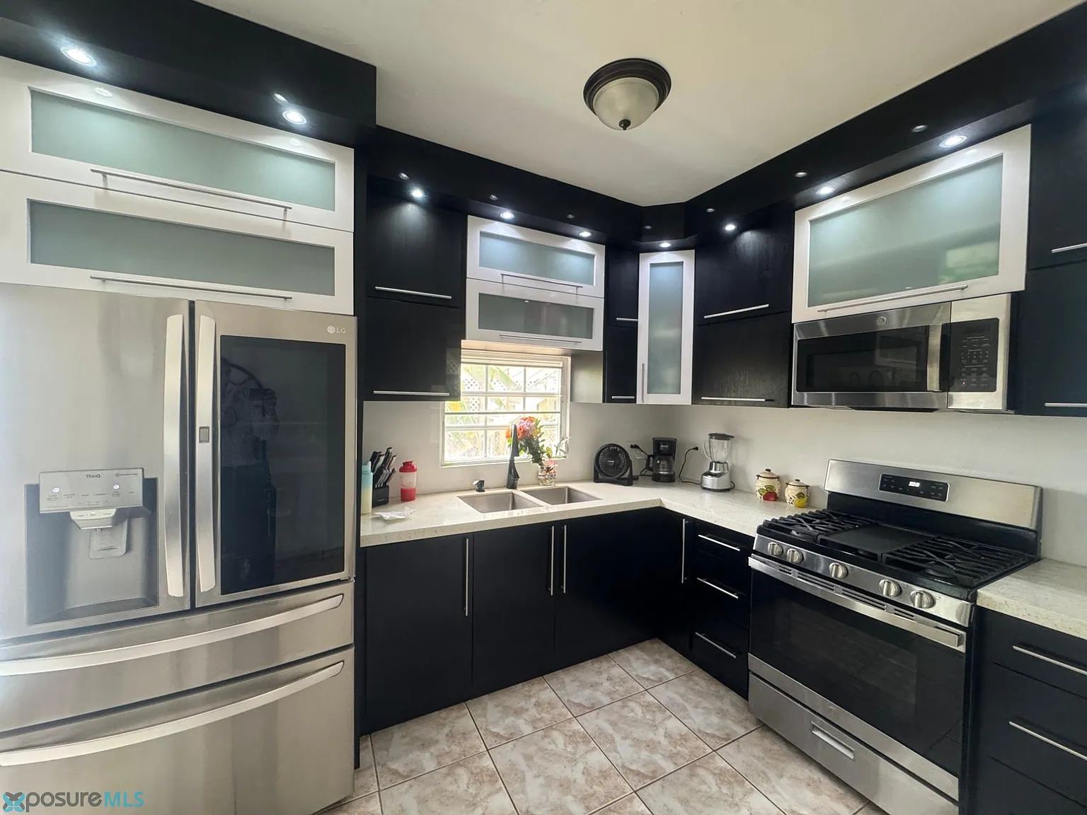 2 bed, 1.0 bath, 1000 sqft, $1,400 — Photo 4