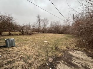 1833 SE Pennsylvania Ave, Topeka, KS 66607