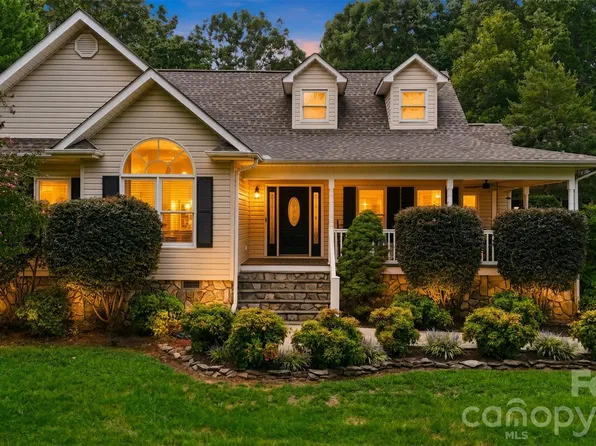 107 Shawnee Trl, Maiden, NC 28650