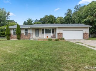 914 Kusterer Dr NW, Grand Rapids, MI 49534