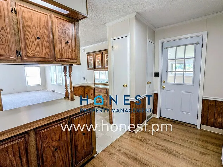 1860 Hallowell Rd — Photo 5