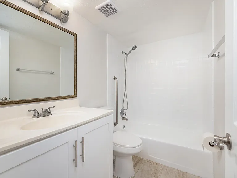 726 E Michigan St #157 — Photo 8