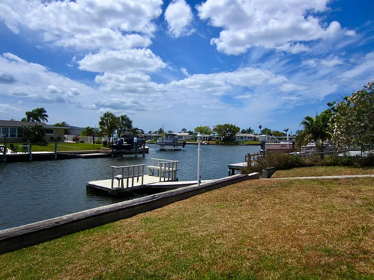 4512 Floramar Ter — Photo 5