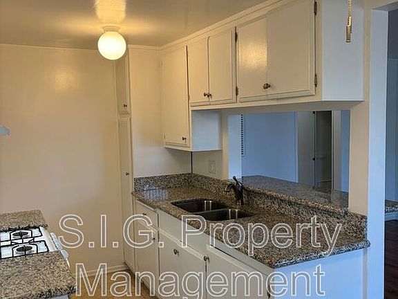 5th image of 2504 N Naomi St APT F