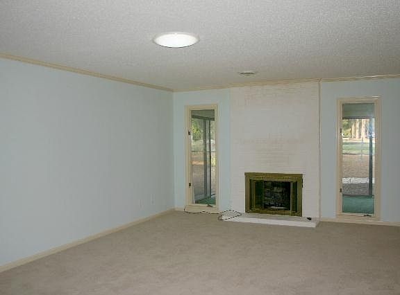 5th image of 611 Knollwood Village