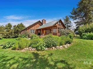 798 High Valley Rd, Cascade, ID 83611