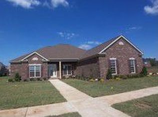 3 Crepe Dr, Huntsville, AL 35824