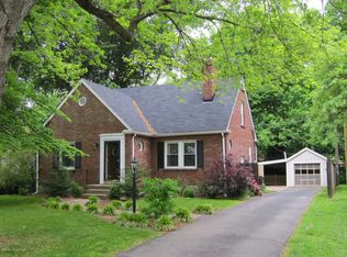 4302 Alton Rd, Saint Matthews, KY 40207