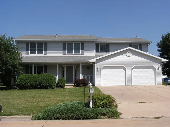 106 Karen Dr, Dwight, IL 60420