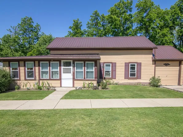 130 South STREET, Lowell, WI 53557