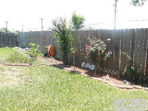 4th image of 6802 Oak Lake Dr