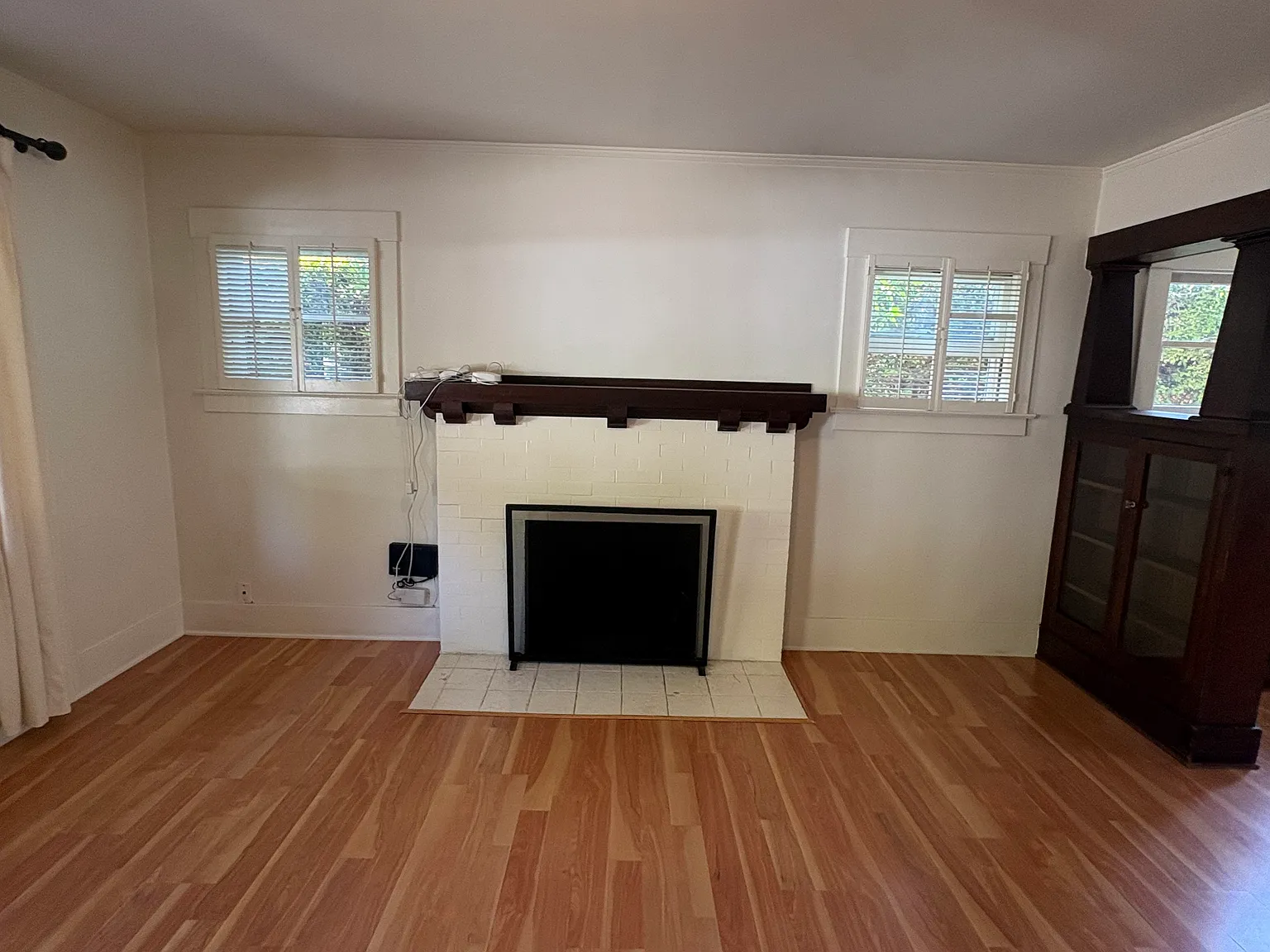 3 bed, $7,000 — Photo 2