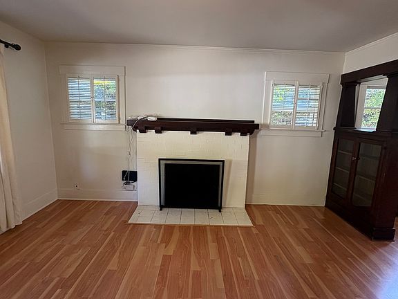 2nd image of 2331 Chapala St