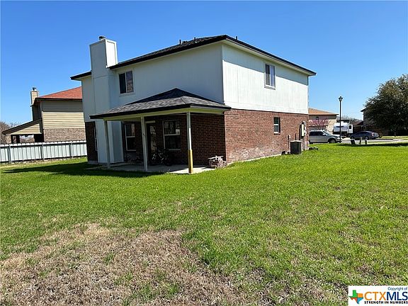 5th image of 1503 Schottische Ln