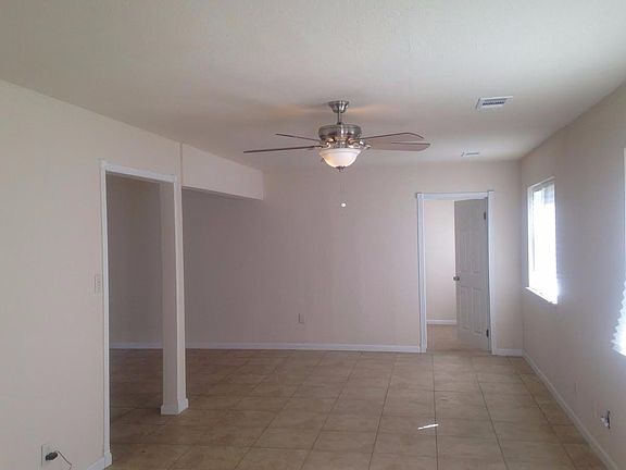 5th image of 8660 E Cortley St