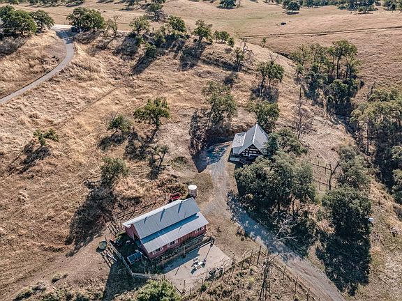 3rd image of 26710 Redhawk Ln