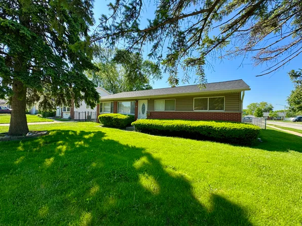 85 E Lincoln Ave, Glendale Heights, IL 60139