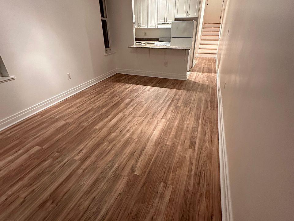 1st image of 1927 17th St NW APT 4