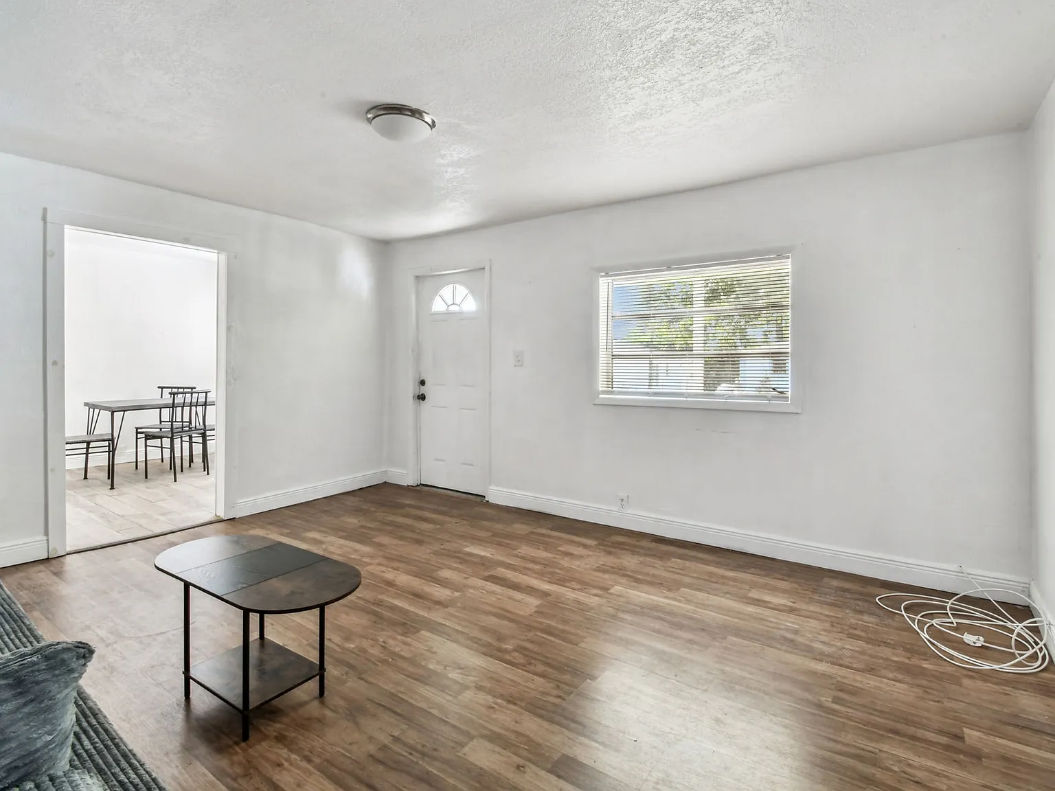 4 bed, 1360 sqft, $800 — Photo 4
