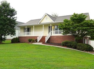 788 Spring Meadows Dr, Ringgold, GA 30736