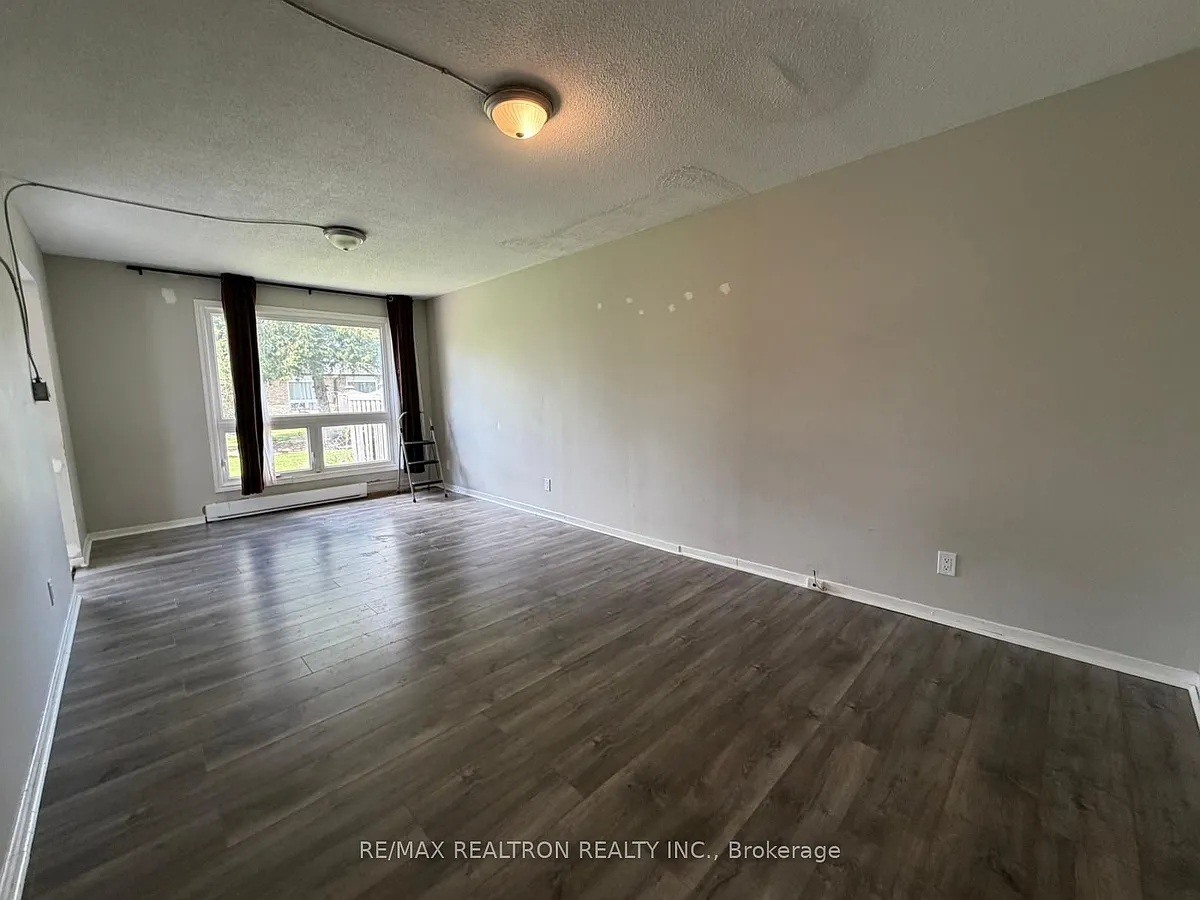 Building Photo - 50 Verne Cres #59
