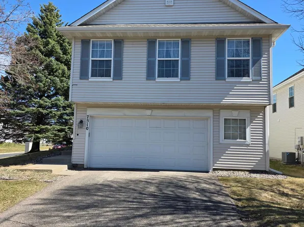 7510 Hampton Ln, Shakopee, MN 55379