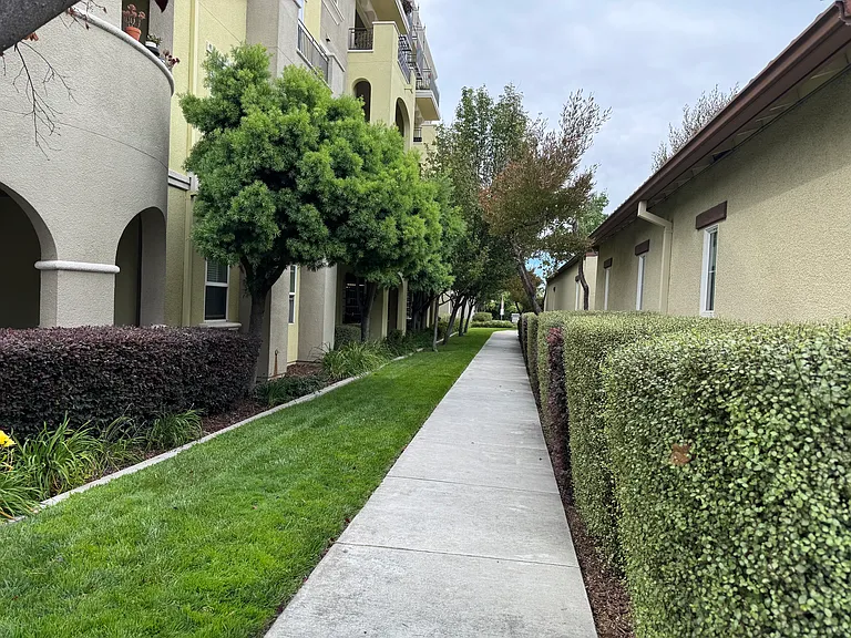 600 S Abel St #220 — Photo 30