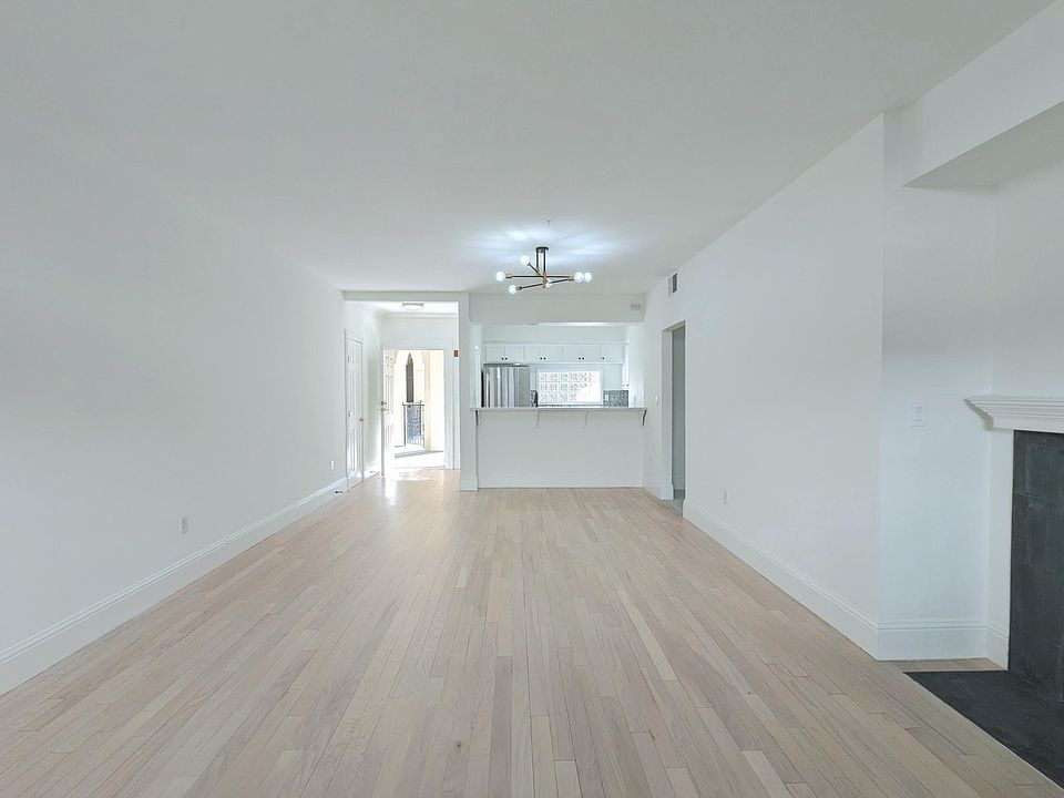 1st image of 530 El Camino Real APT 203
