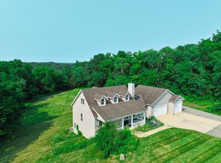 3428 Bluto Blvd, Mount Horeb, WI 53572