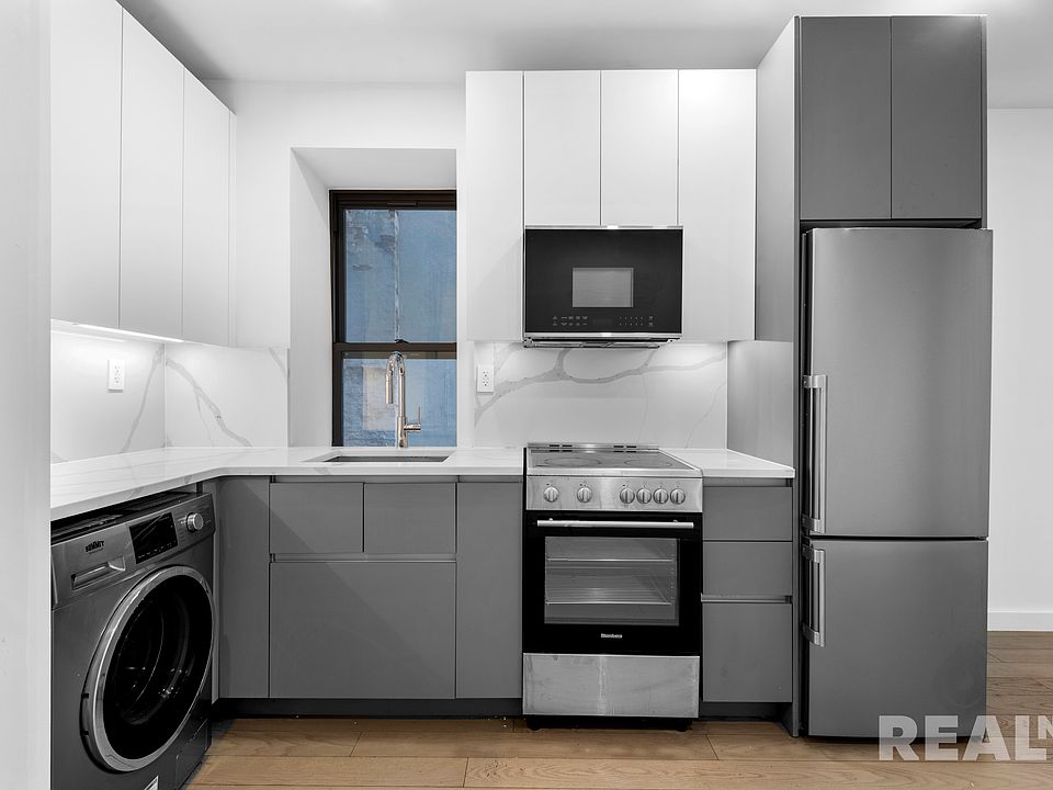 1st image of 15 Wyckoff St APT 12A