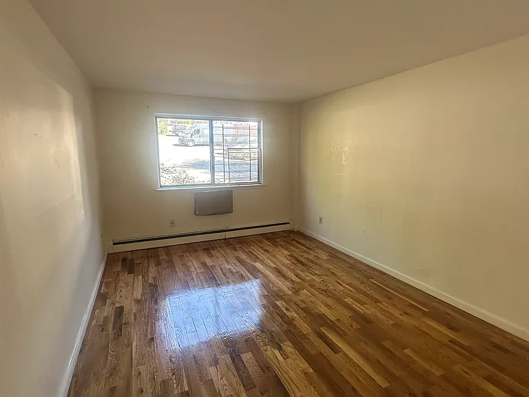 37 Odell Ave #3AA — Photo 15