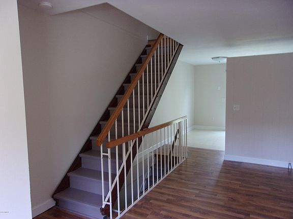 4th image of 4252 Langley Ct SE #6