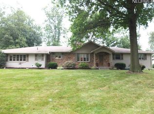 905 49th St NE, Canton, OH