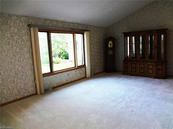 5th image of 6835 Chablis Ct