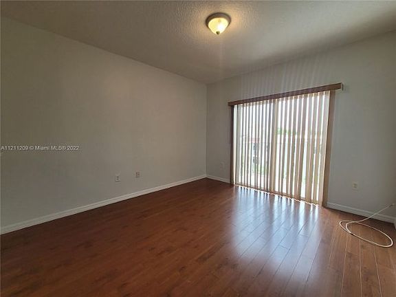 5th image of 11060 SW 196th St APT 513