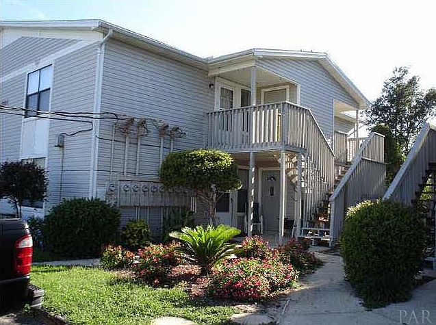 1st image of 1301B Redwood Ln