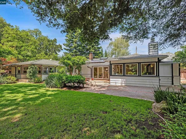 345 Shire Oaks Ct, Lafayette, CA 94549