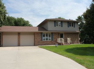 1200 N 37th St, Norfolk, NE 68701