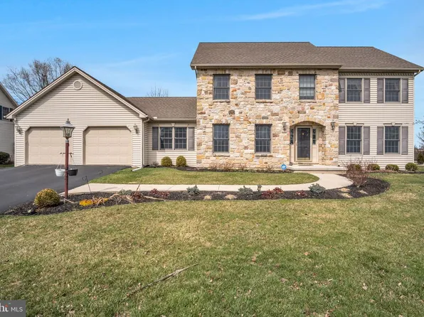 1325 Pheasant Run Rd, Middletown, PA 17057
