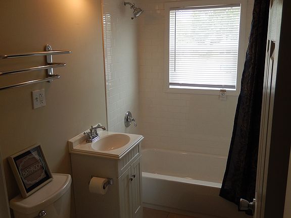 2nd Bathroom
