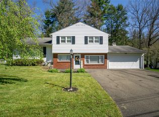 234 Ridgefield Rd, Endicott, NY 13760