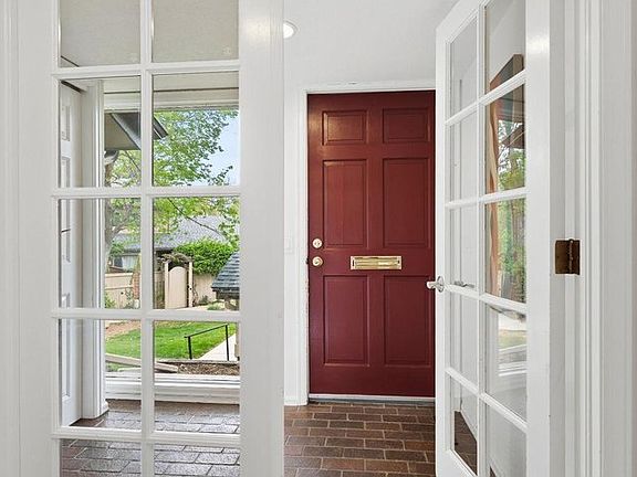 2nd image of 4017 Wonderland Hill Ave