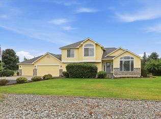 17659 N Sunnyvale Dr, Nine Mile Falls, WA 99026