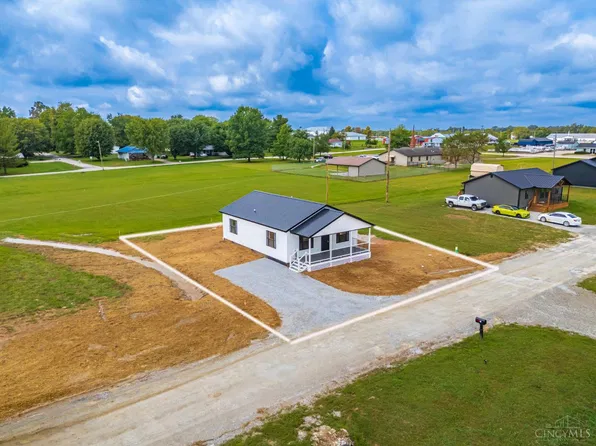 83 Evergreen St, West Union, OH 45693