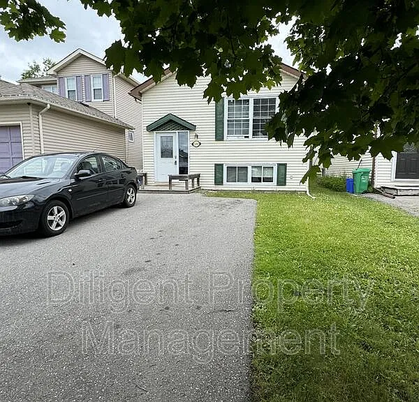 1241 Huntington Cir #PROPERTY — Photo 22