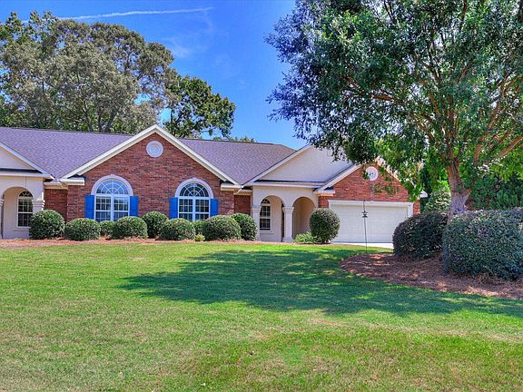 2nd image of 107 Cottonwood Creek Ln
