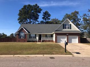 1424 Grundy Pl, Fayetteville, NC 28314